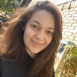 Meet your Posher, Kaitlin